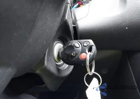 2017 Ford Focus Se z USA, uszkodzony, nr VIN 1FADP3F25HL243956